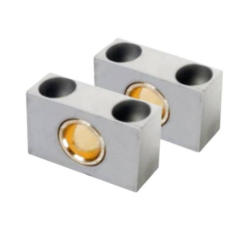 kostki AT4 do mocowania wahliwego MT4 Ø100/125 9301054266