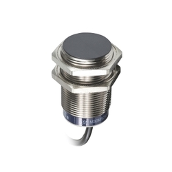 Czujnik indukcyjny M30 NC zasięg Sn 10 mm zasilanie 24 - 230V AC - DC przewód 2 m XS1M30MB250