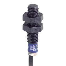 Czujnik indukcyjny M8 NPN NO zasięg Sn 2,5 mm zasilanie 12 - 24V DC przewód 2 m XS4P08NA340