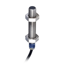 Czujnik indukcyjny M8 PNP NO zasięg Sn 1,5 mm zasilanie 12 - 24V DC przewód 5 m XS508B1PAL5