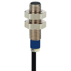 Czujnik indukcyjny M8 NO zasięg Sn 2,5 mm zasilanie 12 - 24 - 48V DC przewód 2 m XS608B1DAL2