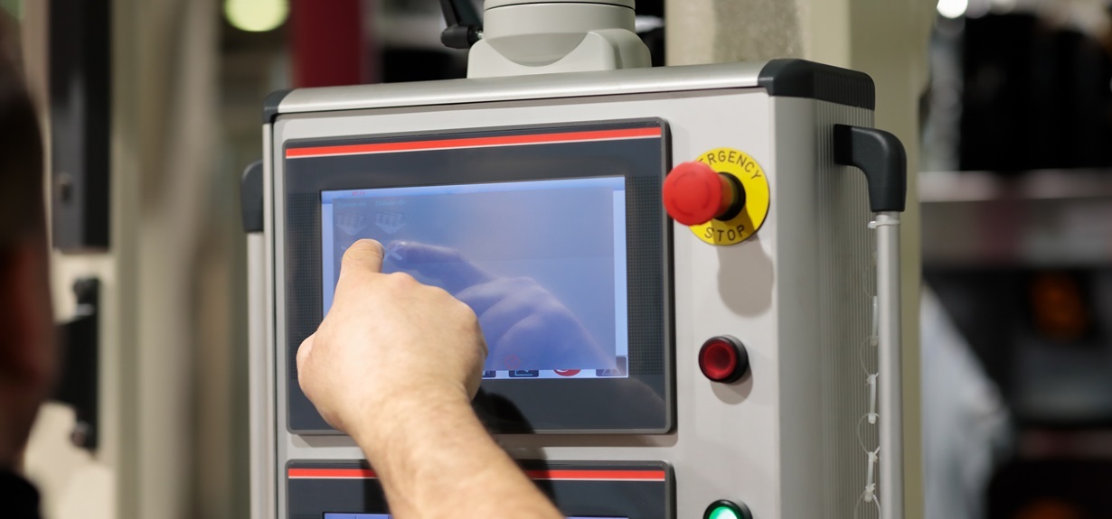 Jak dobrać odpowiedni panel operatorski do aplikacji przemysłowej?